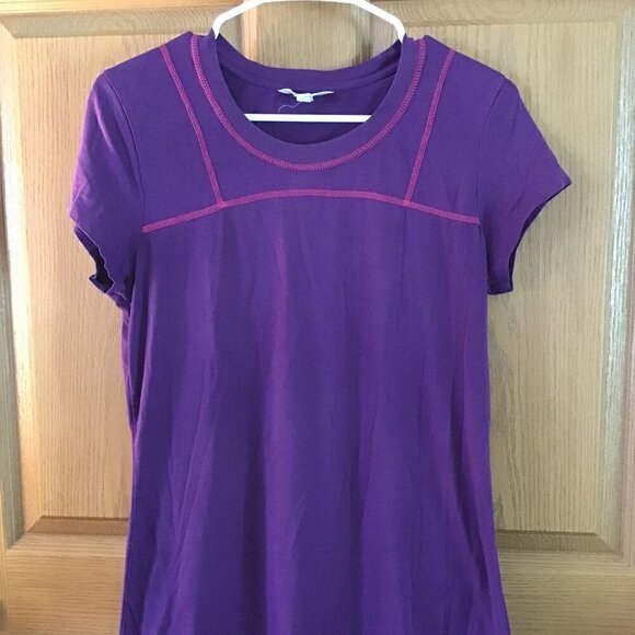 Athleta T Shirt - Picture 1 of 3